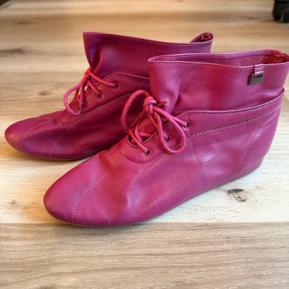 Vintage Fuchsia West 31st Women's Lace Up‎ Booties Size 7.5